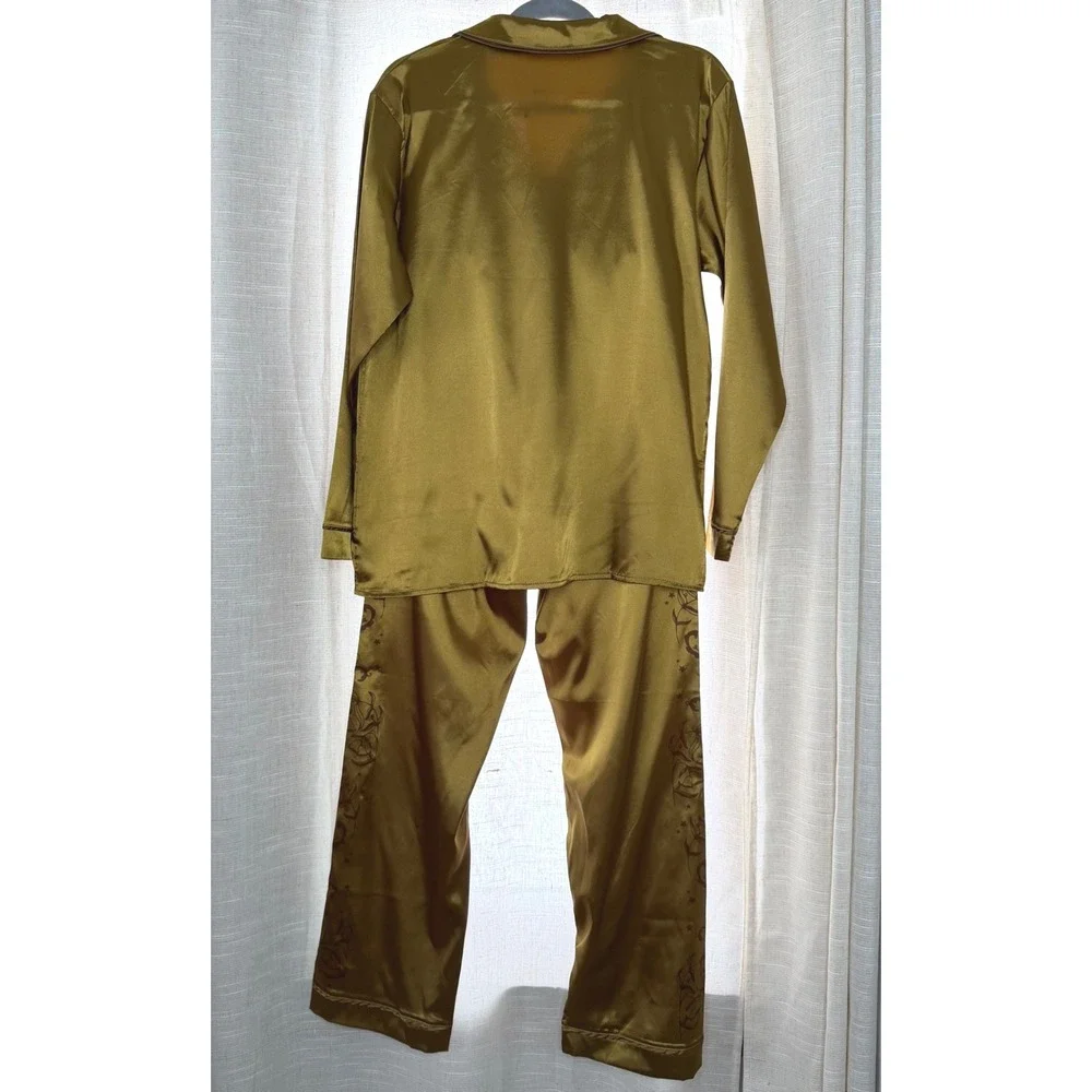 NWOT Taylor Swift Fearless Satin Pajama Set Gold‎ Official Merch MEDIUM